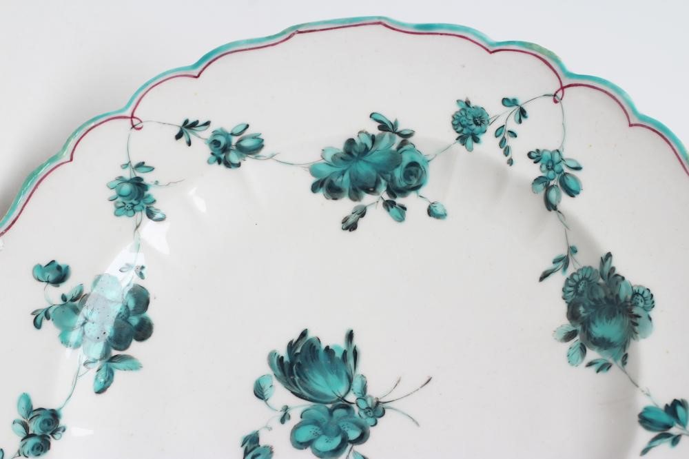 A CHELSEA PORCELAIN PLATE Image