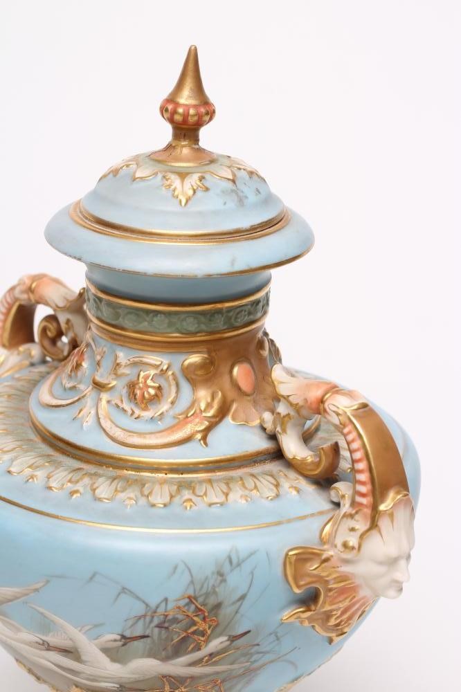 A LATE VICTORIAN ROYAL WORCESTER PORCELAIN VASE AND COVER Image