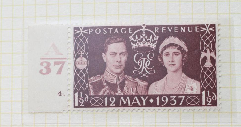 RED BINDER GB STAMPS Image