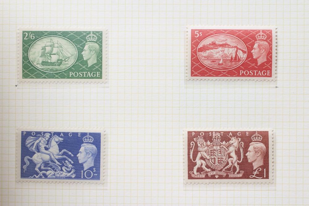 RED BINDER GB STAMPS Image