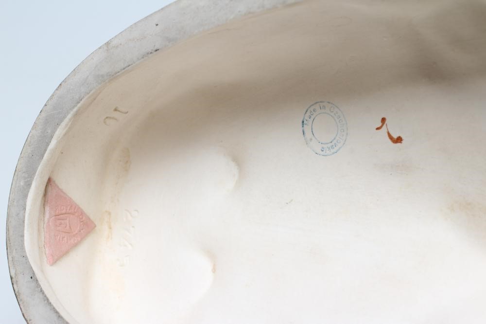 A ROYAL DUX BISQUE PORCELAIN LION Image