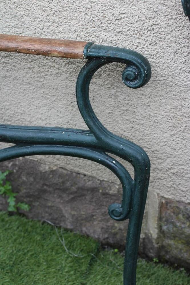 A PAIR OF VICTORIAN CAST IRON PARK BENCH ENDS Image