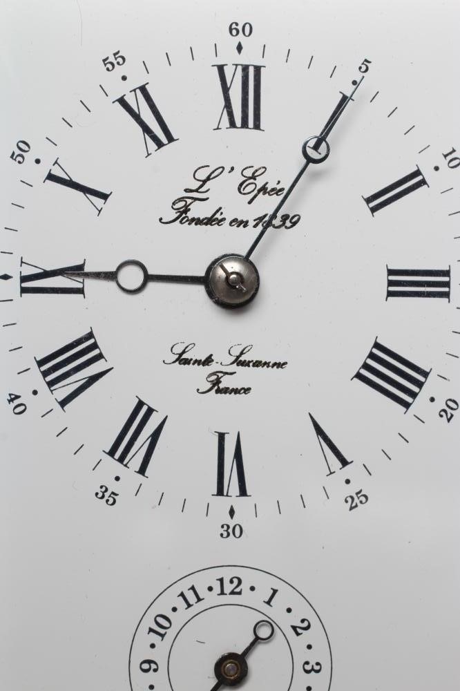 A FRENCH BRASS CASED CARRIAGE CLOCK Image
