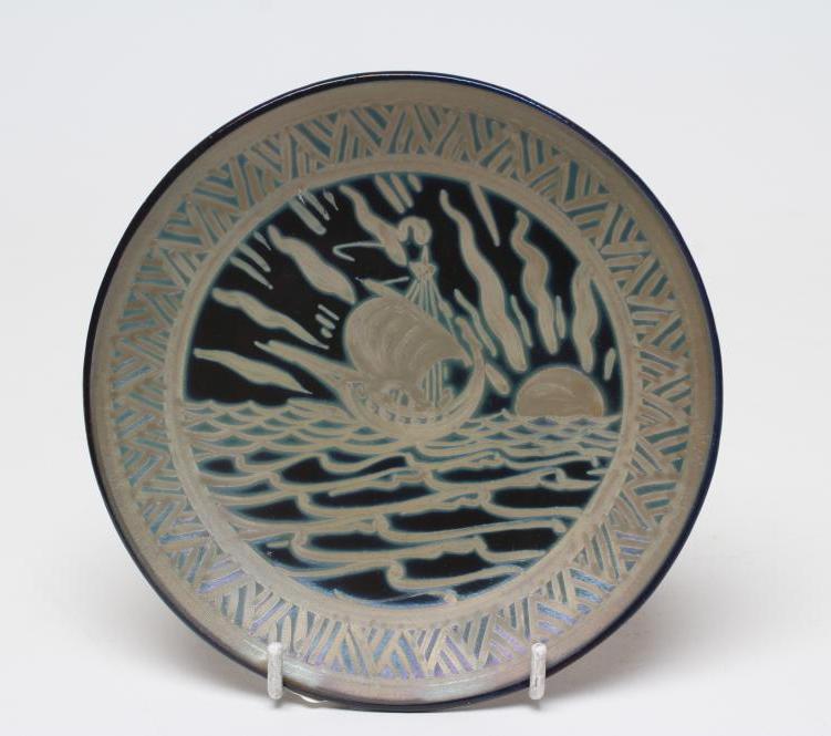 A PLATE SIMILAR TO THE PREVIOUS LOT painted by J. Walmsley Image