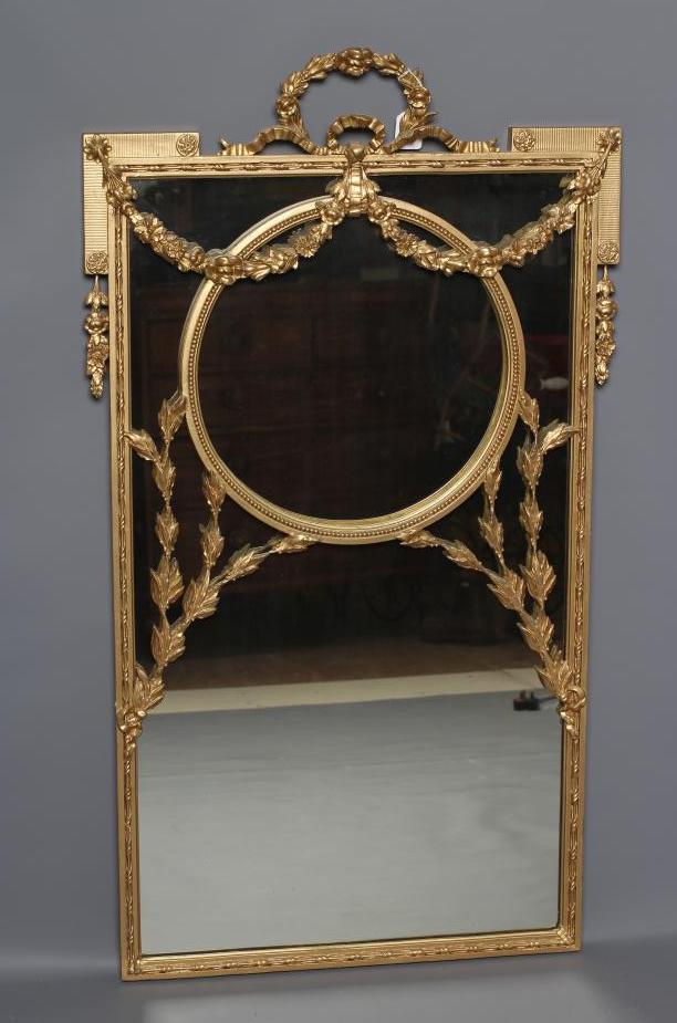 AN EDWARDIAN GILT GESSO PIER GLASS Image