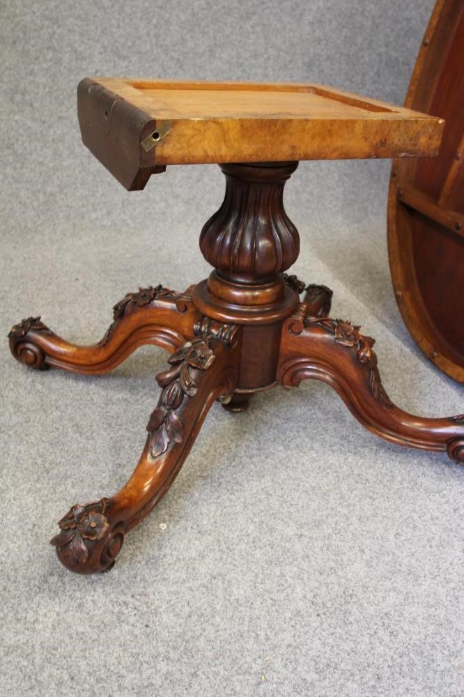 A VICTORIAN WALNUT LOO TABLE Image