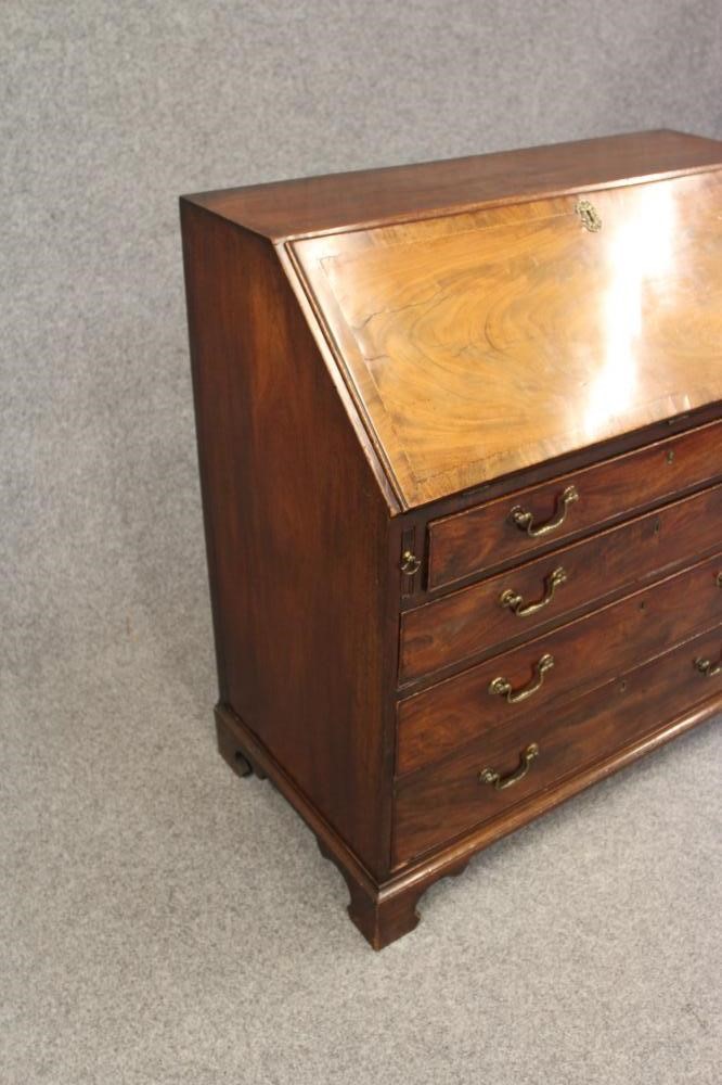 A GEORGIAN MAHOGANY BUREAU Image