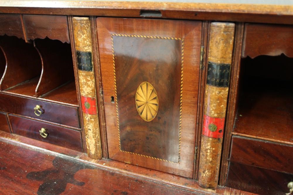 A GEORGIAN MAHOGANY BUREAU Image