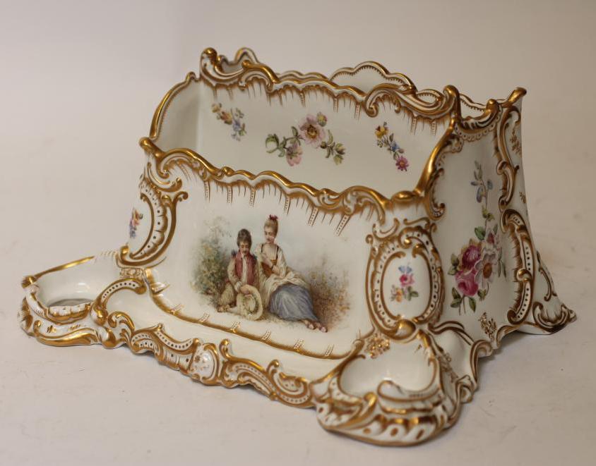 A VICTORIAN COPELAND'S CHINA CORRESPONDENCE RACK/DESK STANDISH of shaped oblong form with gilt Image