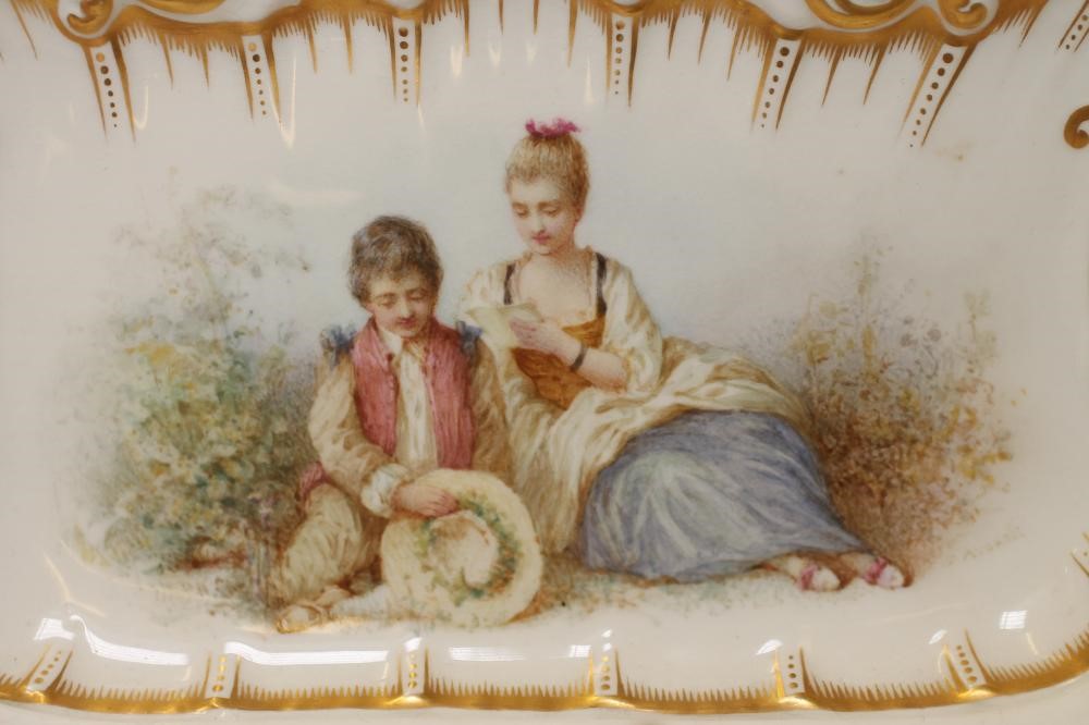 A VICTORIAN COPELAND'S CHINA CORRESPONDENCE RACK/DESK STANDISH of shaped oblong form with gilt Image