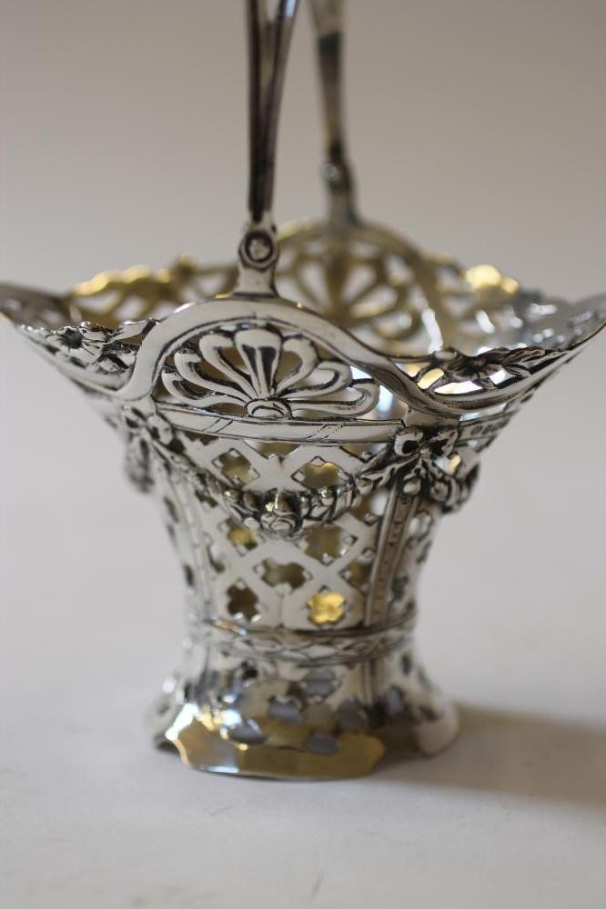 A SILVER BONBON BASKET Image