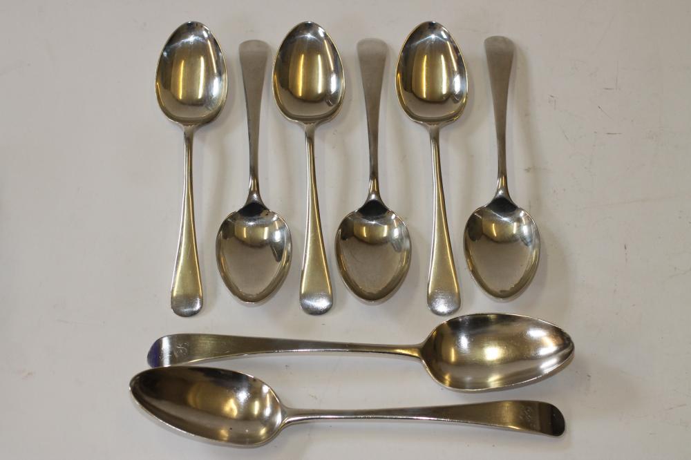 A SET OF SIX SILVER DESSERT SPOONS Image