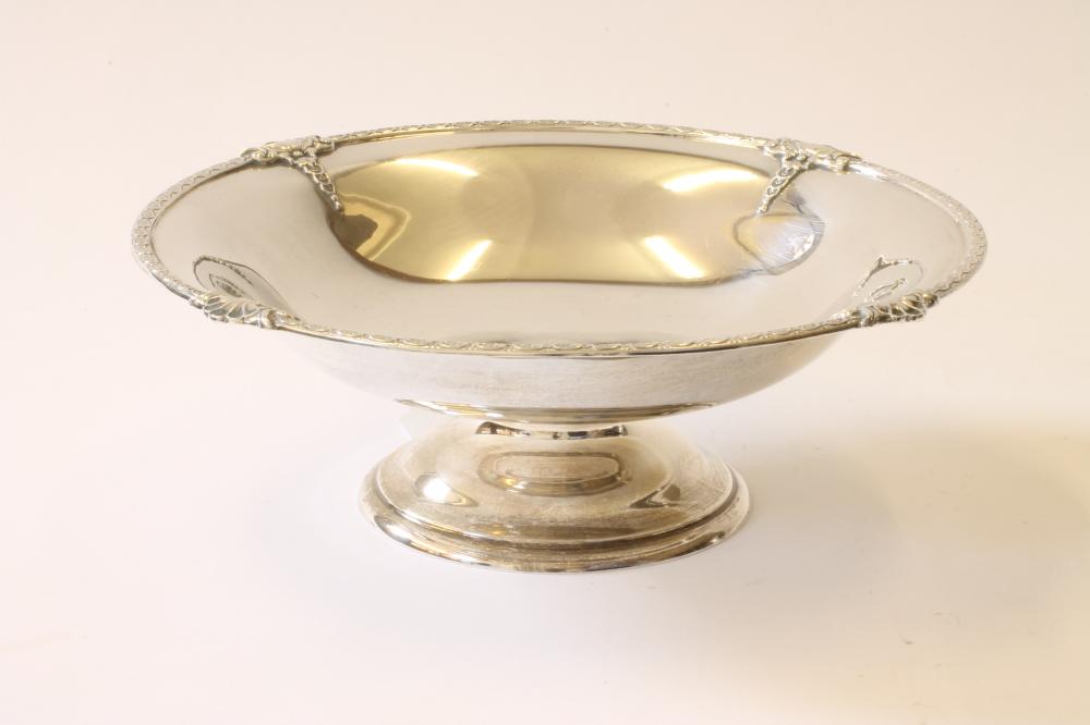 A SILVER LOW PEDESTAL DISH Image