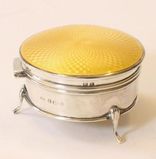 AN ART DECO SILVER DRESSING TABLE BOX Image