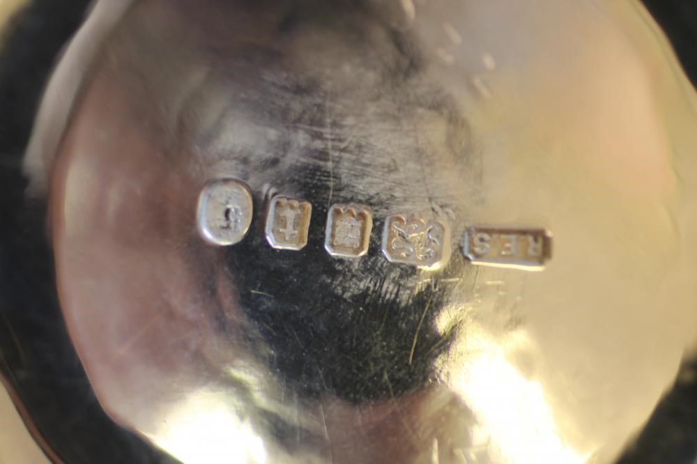 AN ART DECO SILVER QUAICHE Image