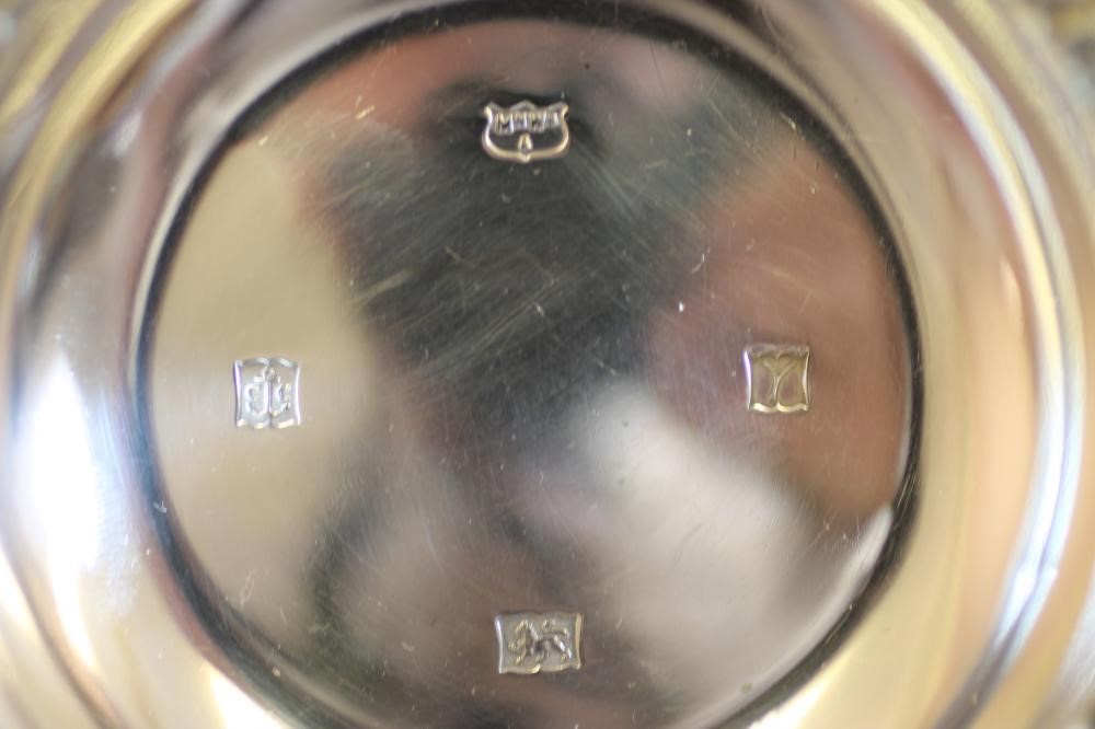 AN ART DECO SILVER QUAICHE Image