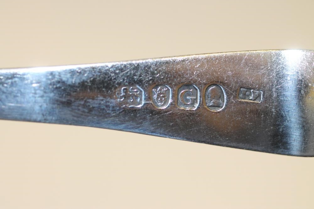 A SET OF SIX LATE GEORGE III SILVER DESSERT SPOONS Image
