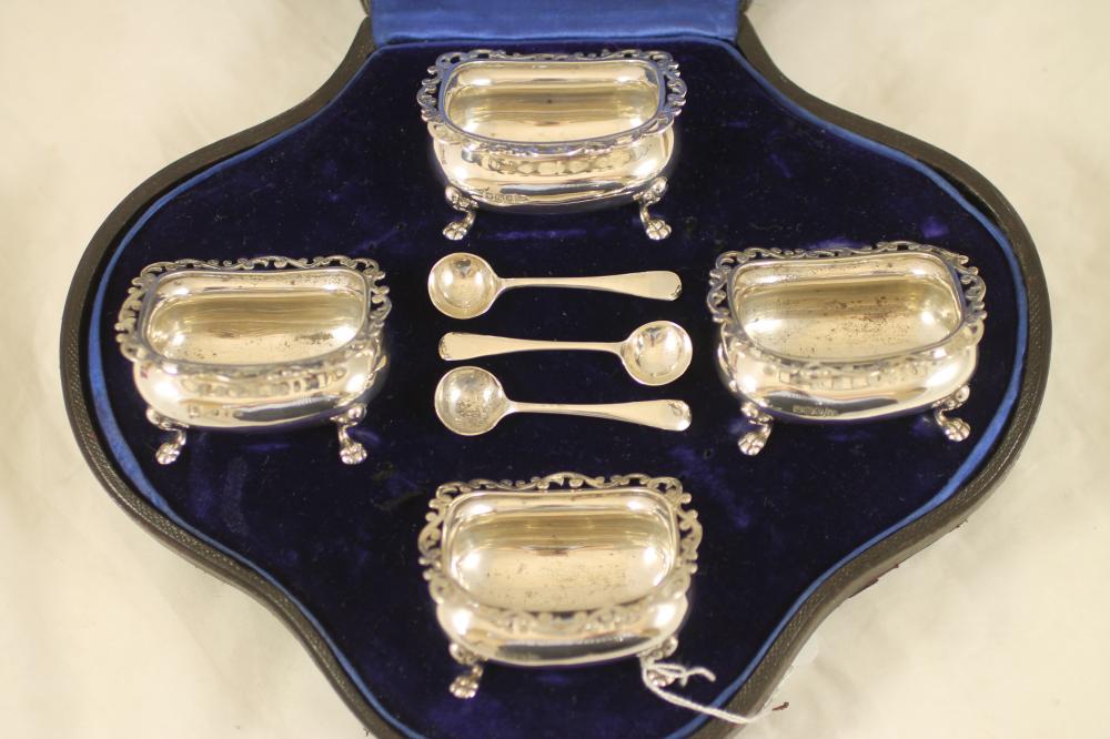 A SET OF FOUR EDWARDIAN SILVER SALTS Image