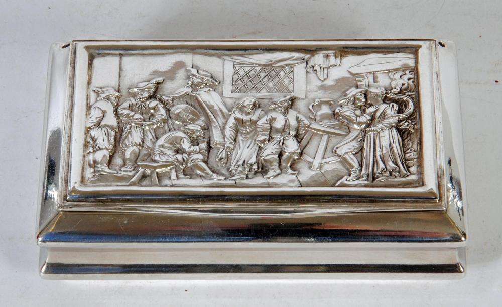 A WILLIAM IV SILVER TABLE SNUFF BOX Image