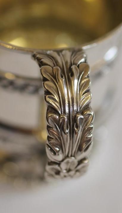 A GEORGE IV SILVER PEDESTAL CUP Image