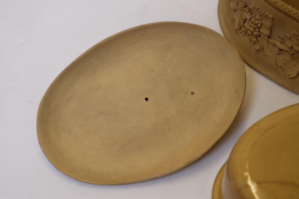 A VICTORIAN WEDGWOOD CANEWARE GAMEPIE DISH Image