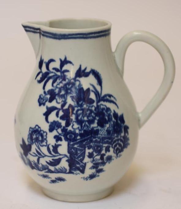 A FIRST PERIOD WORCESTER PORCELAIN SPARROW BEAK MILK JUG Image