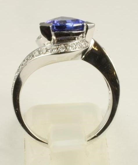 A TANZANITE AND DIAMOND DRESS RING Image
