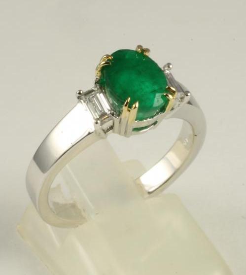 AN EMERALD RING Image