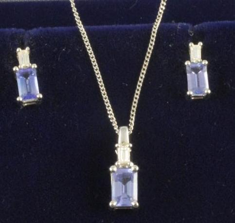 A TANZANITE AND DIAMOND SUITE Image