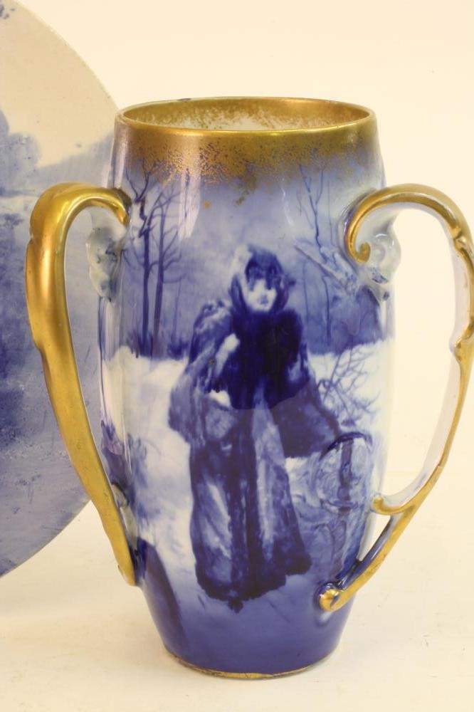 A DOULTON BURSLEM EARTHENWARE PLATE Image