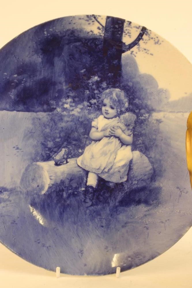 A DOULTON BURSLEM EARTHENWARE PLATE Image