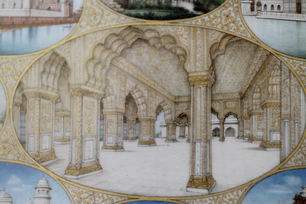 AN INDIAN MINIATURE PAINTING ON IVORY Image