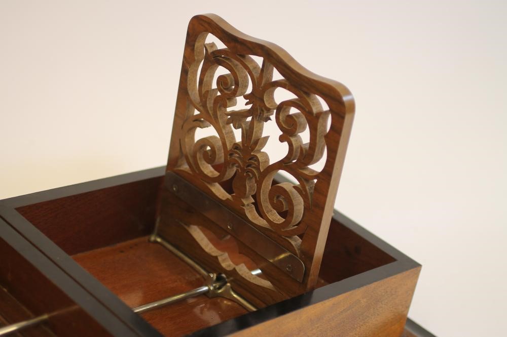 A WALNUT AND EBONISED CASED GRAPHOSCOPE Image