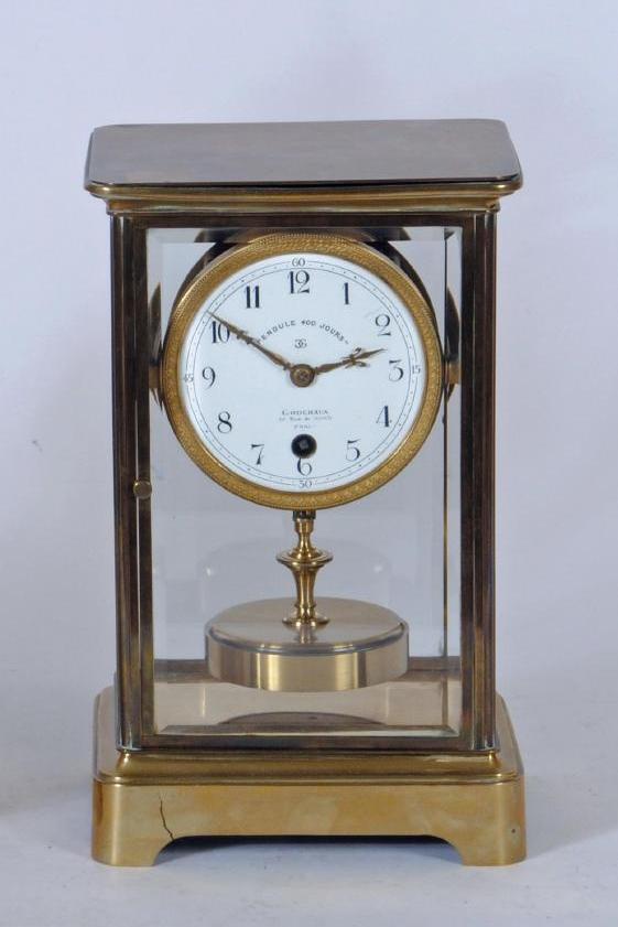 A FRENCH "PENDULE 400 JOURS" MANTEL CLOCK Image