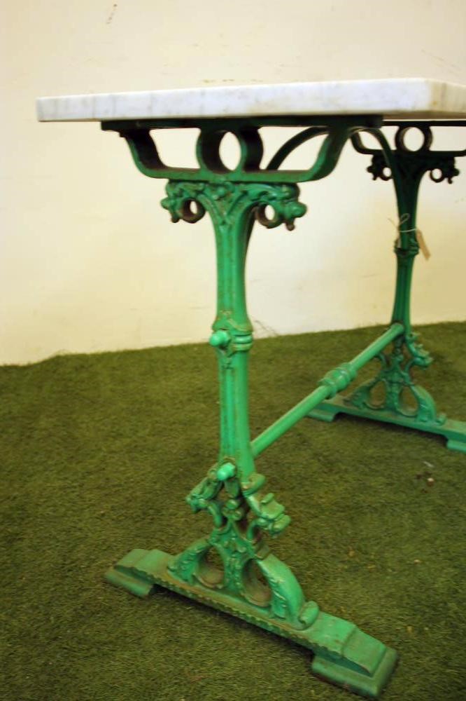 A VICTORIAN CAST IRON PUB TABLE Image
