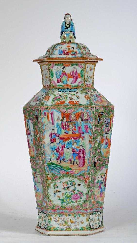 A CANTONESE PORCELAIN VASE AND COVER Image