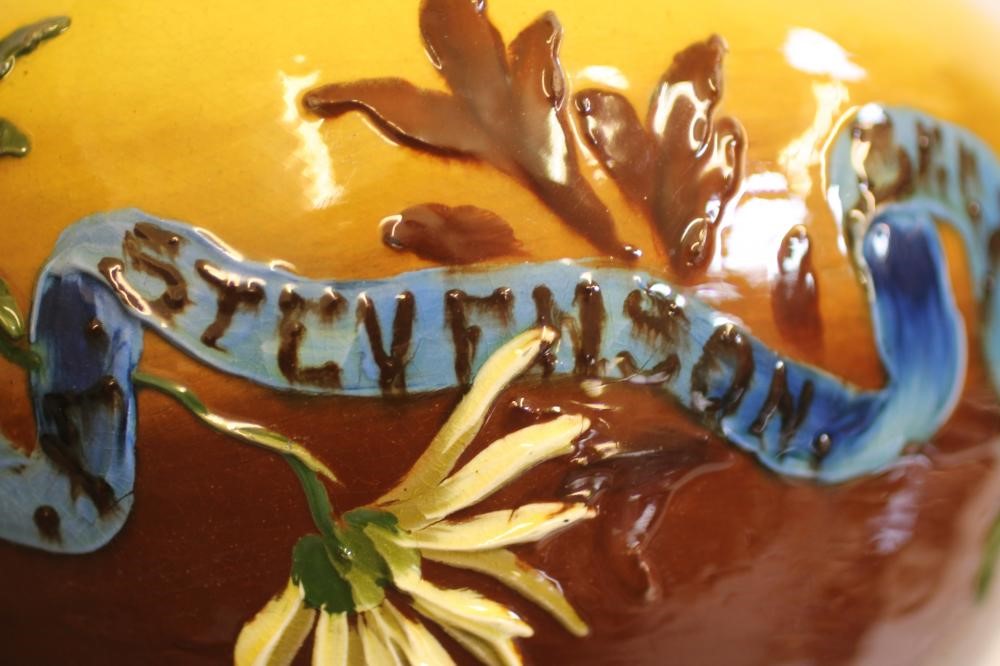 A LATE VICTORIAN BURMANTOFTS "FAIENCE" DOCUMENTARY SMALL JARDINIERE Image