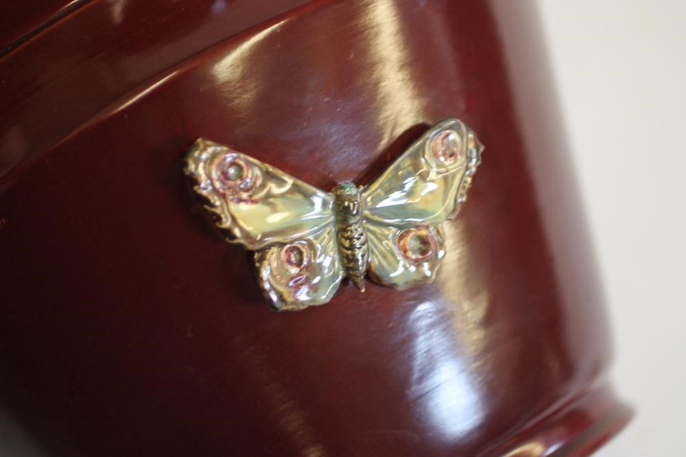 A BRETBY EARTHENWARE JARDINIERE Image