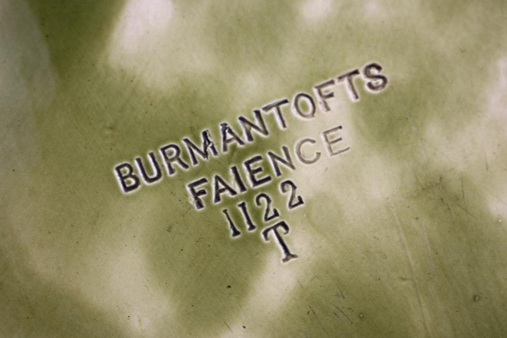 A BURMANTOFTS "FAIENCE" PLAQUE Image