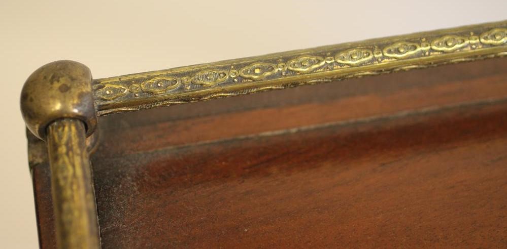 A SMALL REGENCY MAHOGANY CHIFFONIER Image