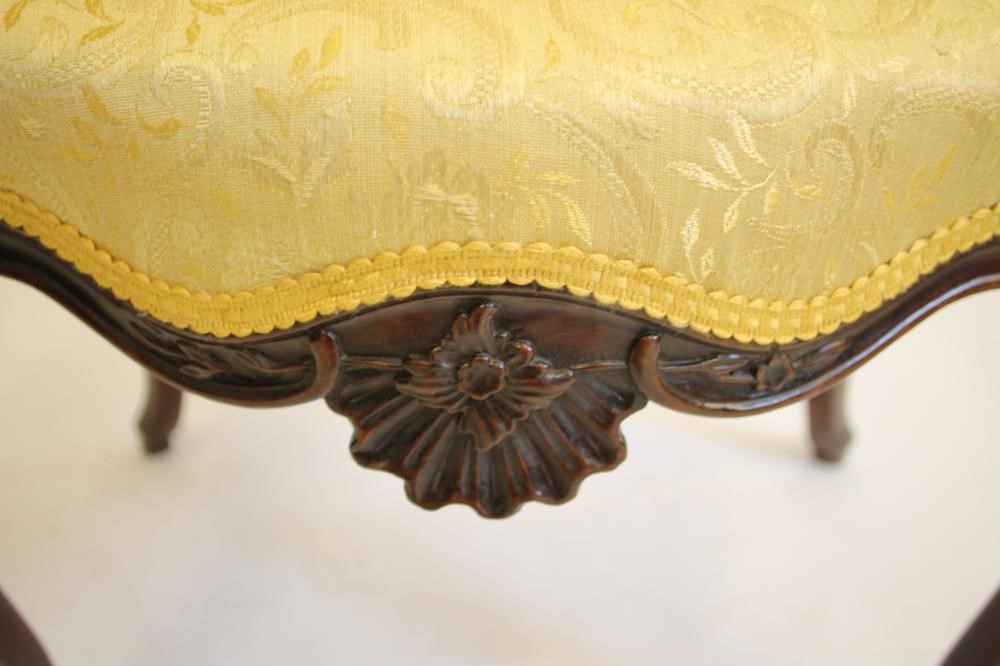 A GEORGIAN MAHOGANY OPEN ARMCHAIR Image