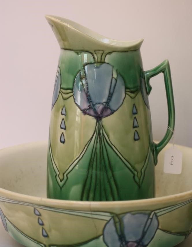 A MINTONS LTD. POTTERY SECESSIONIST TOILET JUG AND BOWL Image