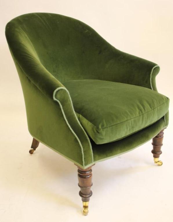 AN OAK FRAMED TUB CHAIR Image