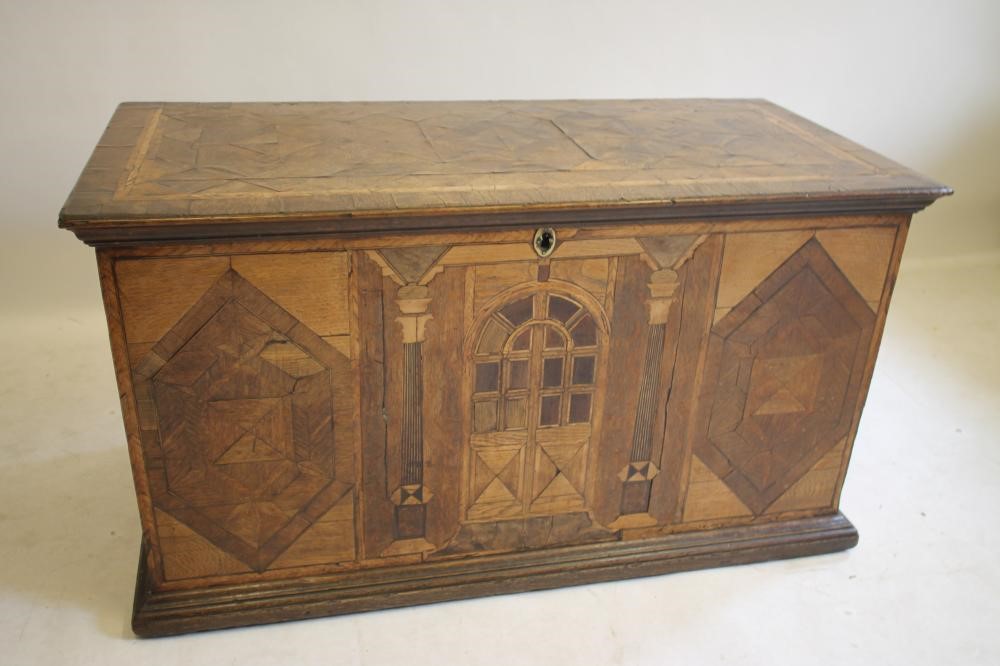AN OAK AND PARQUETRY "NONSUCH" TYPE CHEST Image