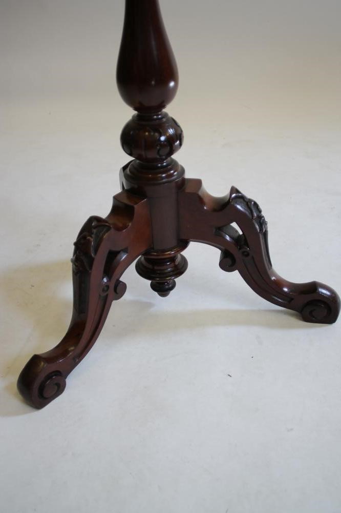 A VICTORIAN MAHOGANY WINE TABLE of octagonal form with ebony and satinwood banding Image