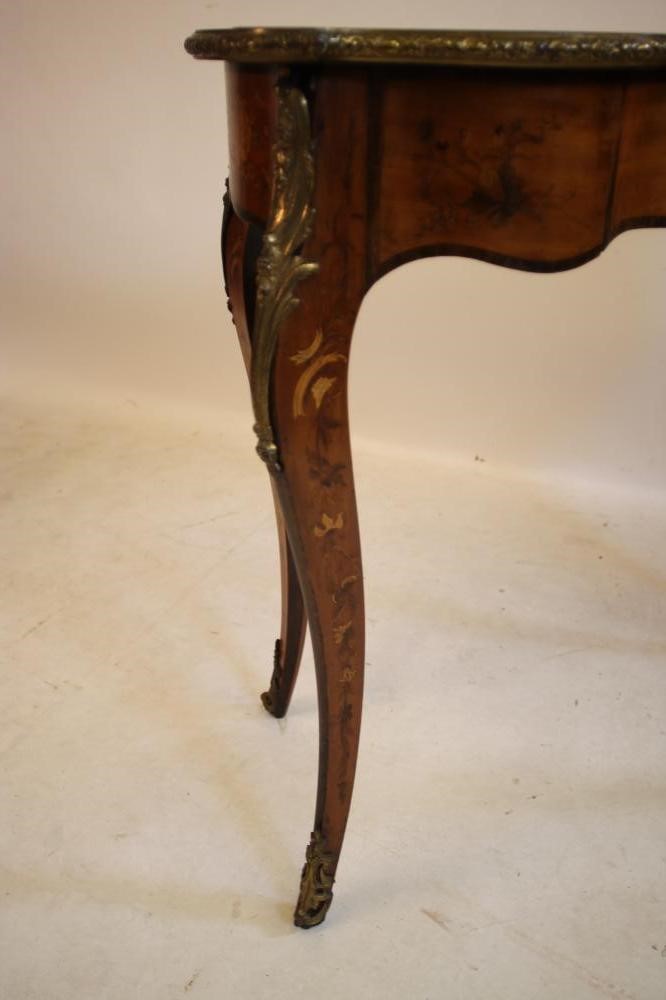 A VICTORIAN SATINWOOD Image