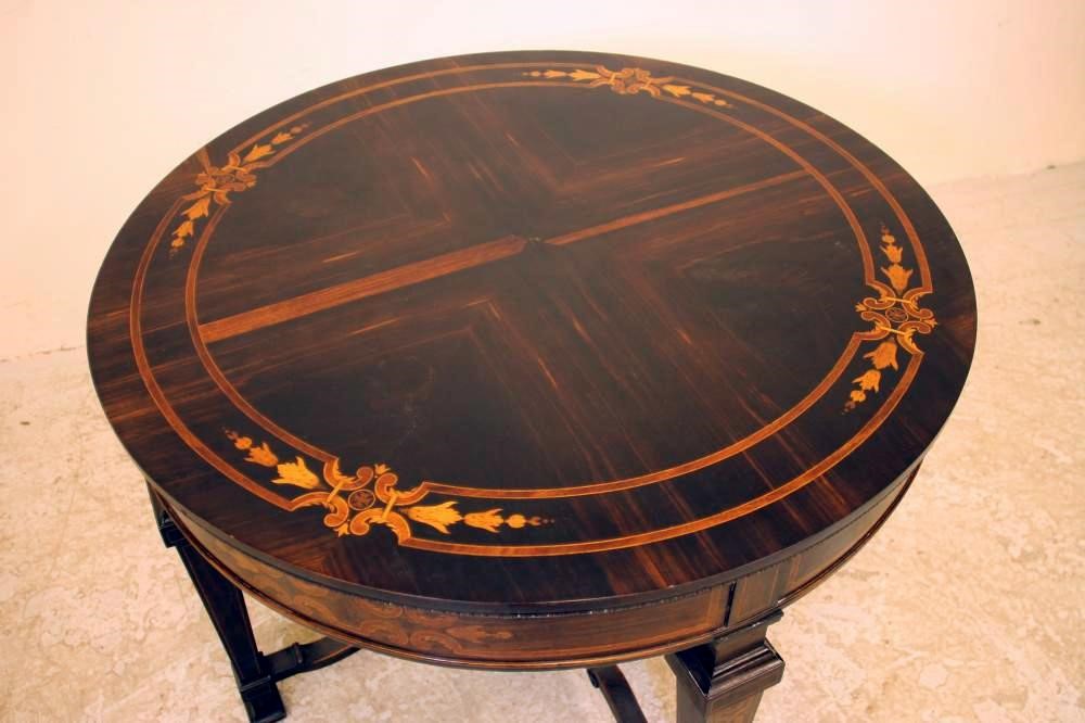 A DUTCH ROSEWOOD AND FOLIATE MARQUETRY CENTRE TABLE Image