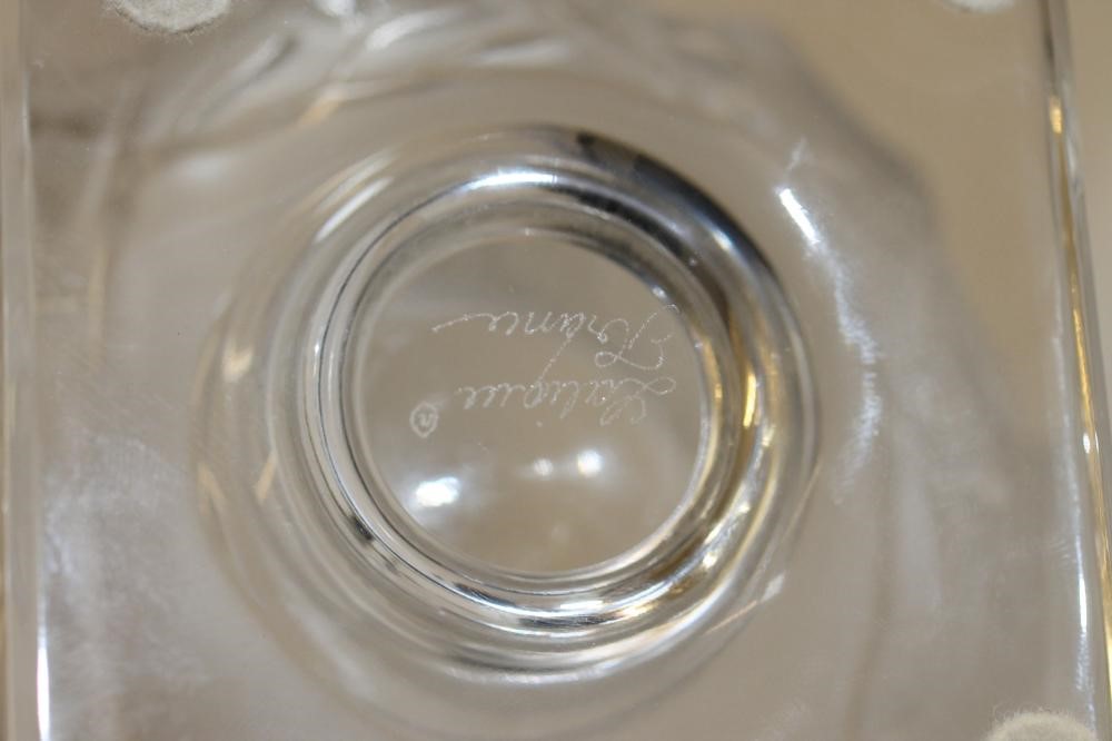 A LALIQUE FROSTED AND CLEAR GLASS GOBLET VASE Image