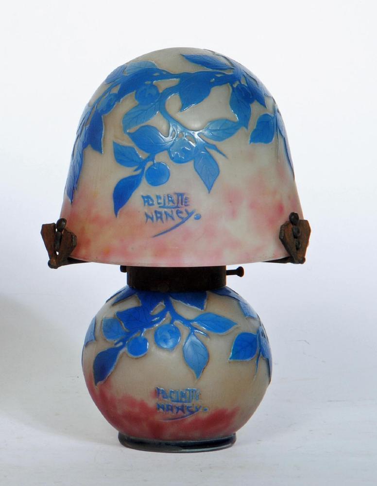 A DELATTE CAMEO GLASS ELECTRIC LAMP Image