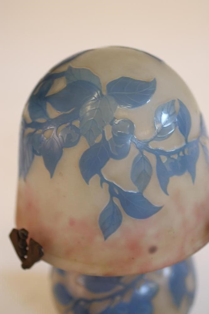 A DELATTE CAMEO GLASS ELECTRIC LAMP Image